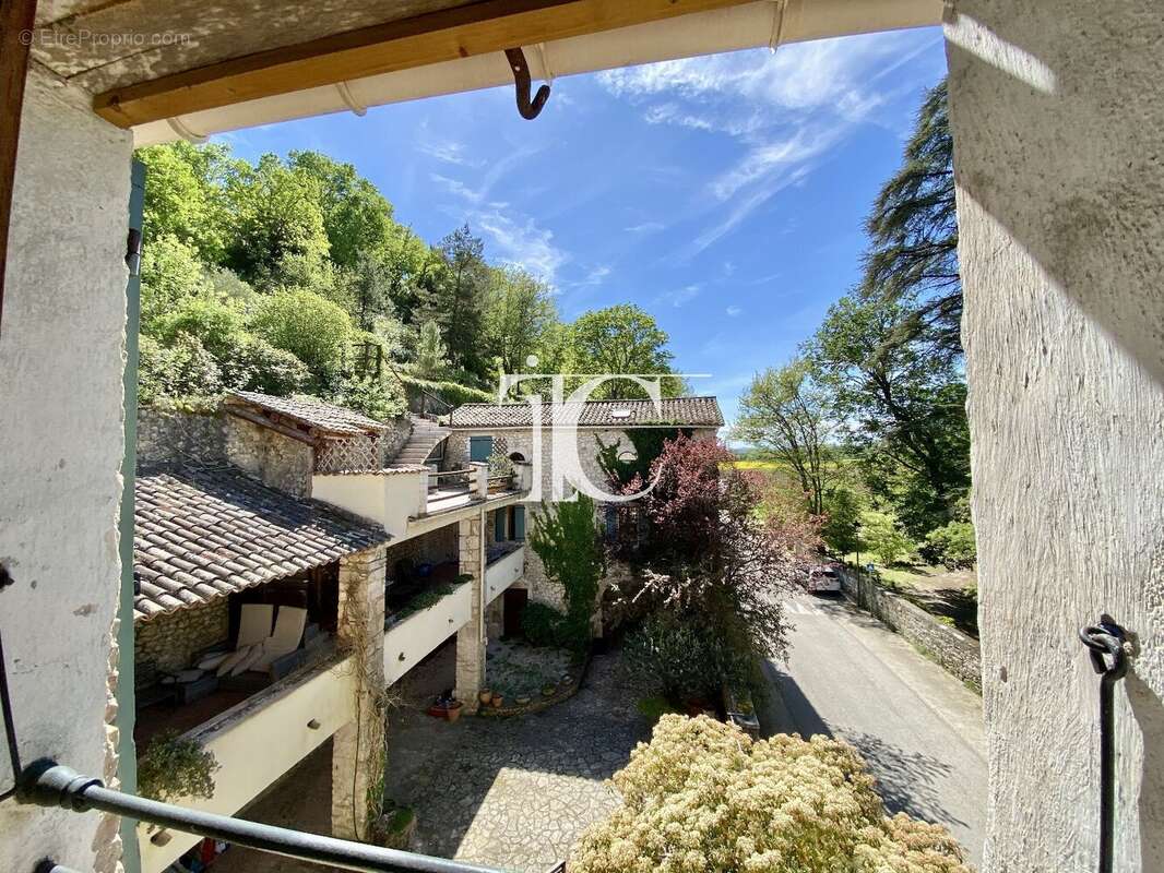 Barjac, 2 mas en pierre renoves sur 204m2, cour interieure, garage, sur 4700m2 + verger 2000m2 - photo 25