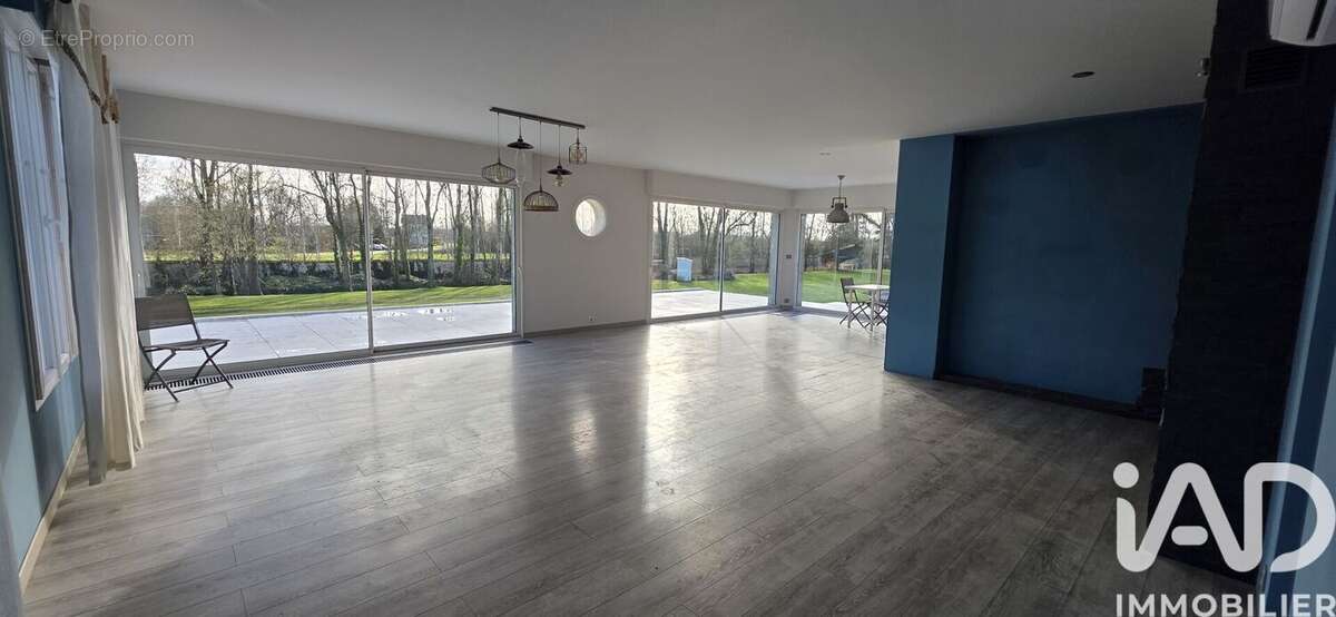 Photo 2 - Maison à ESCLAVOLLES-LUREY