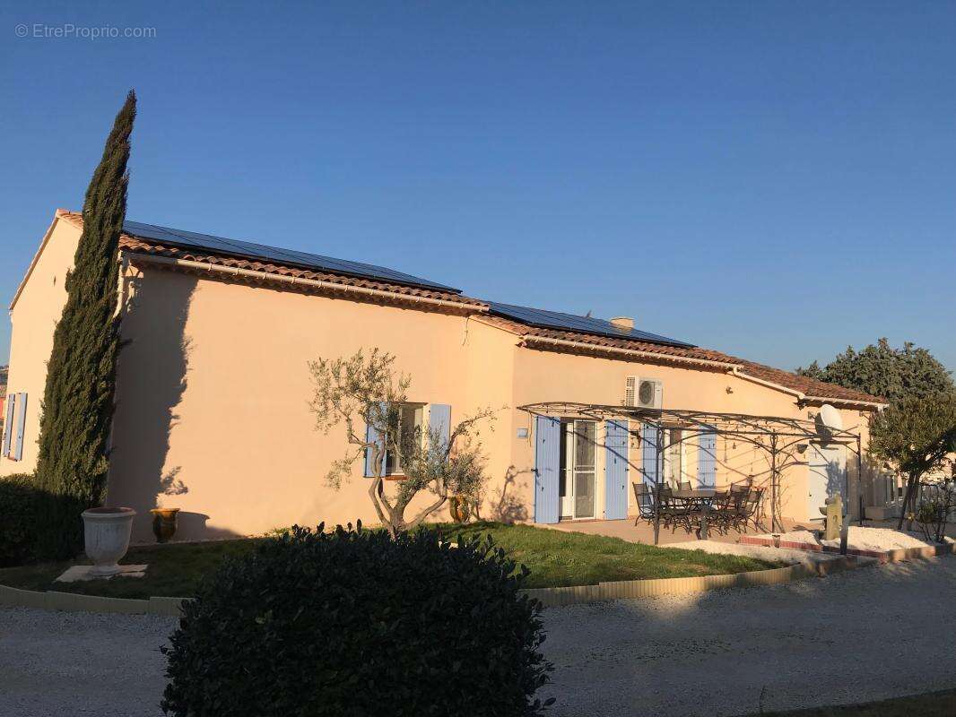 Maison à CAIRANNE