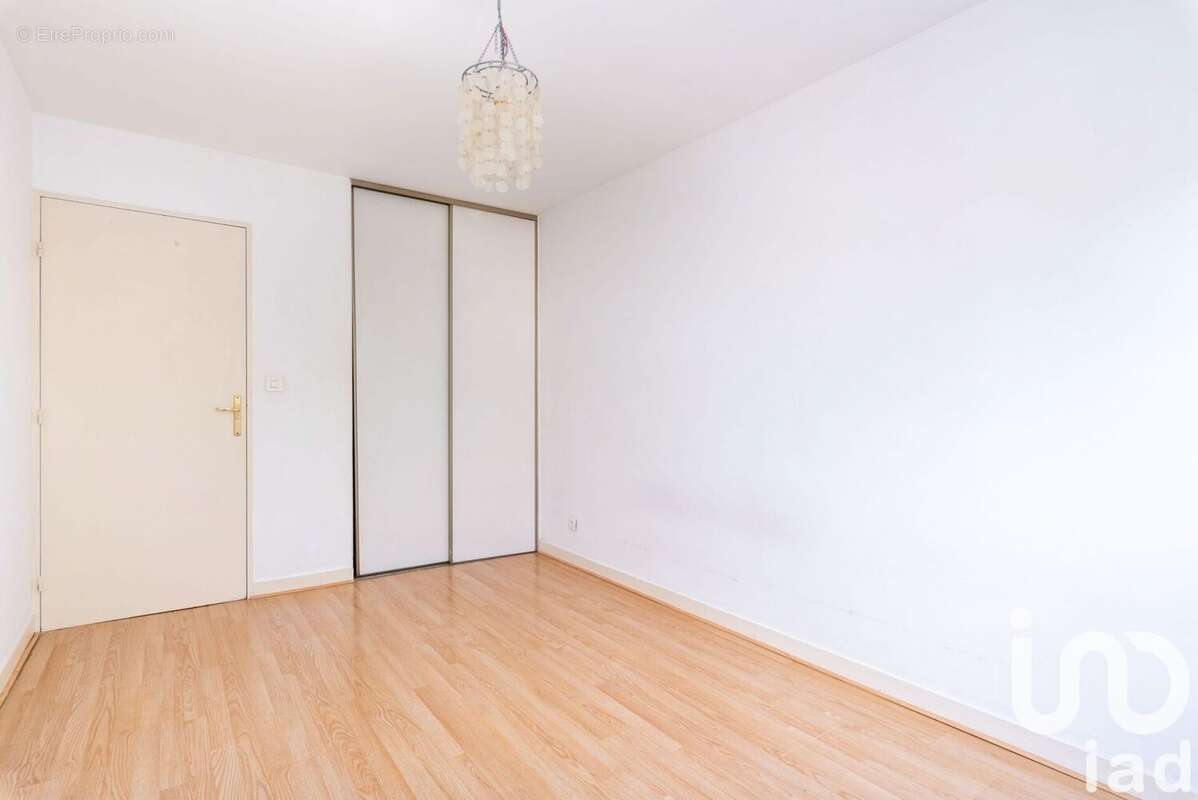 Photo 9 - Appartement à VILLEURBANNE