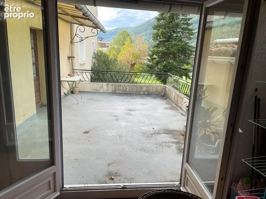 Vente -ensemble immobilier - 640 m2 - 389 000 € - photo 6