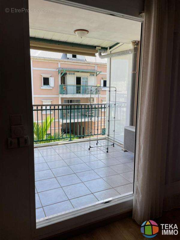 Appartement à SAINT-DENIS