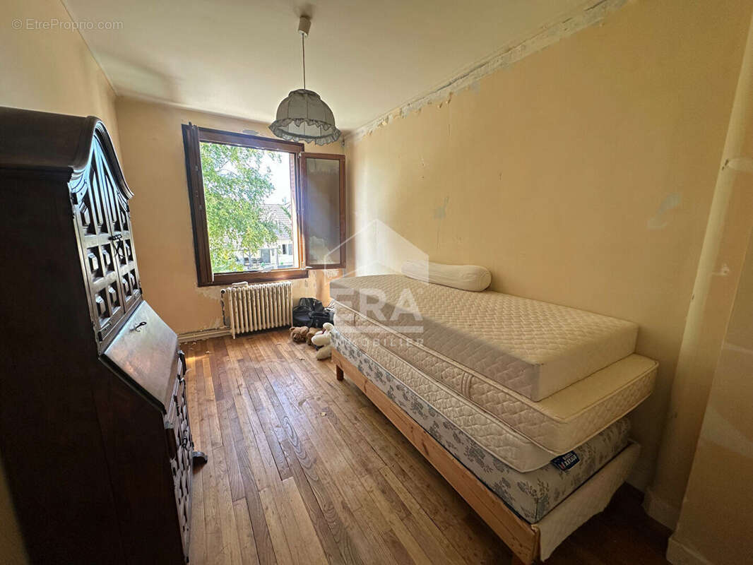 Maison à SARTROUVILLE