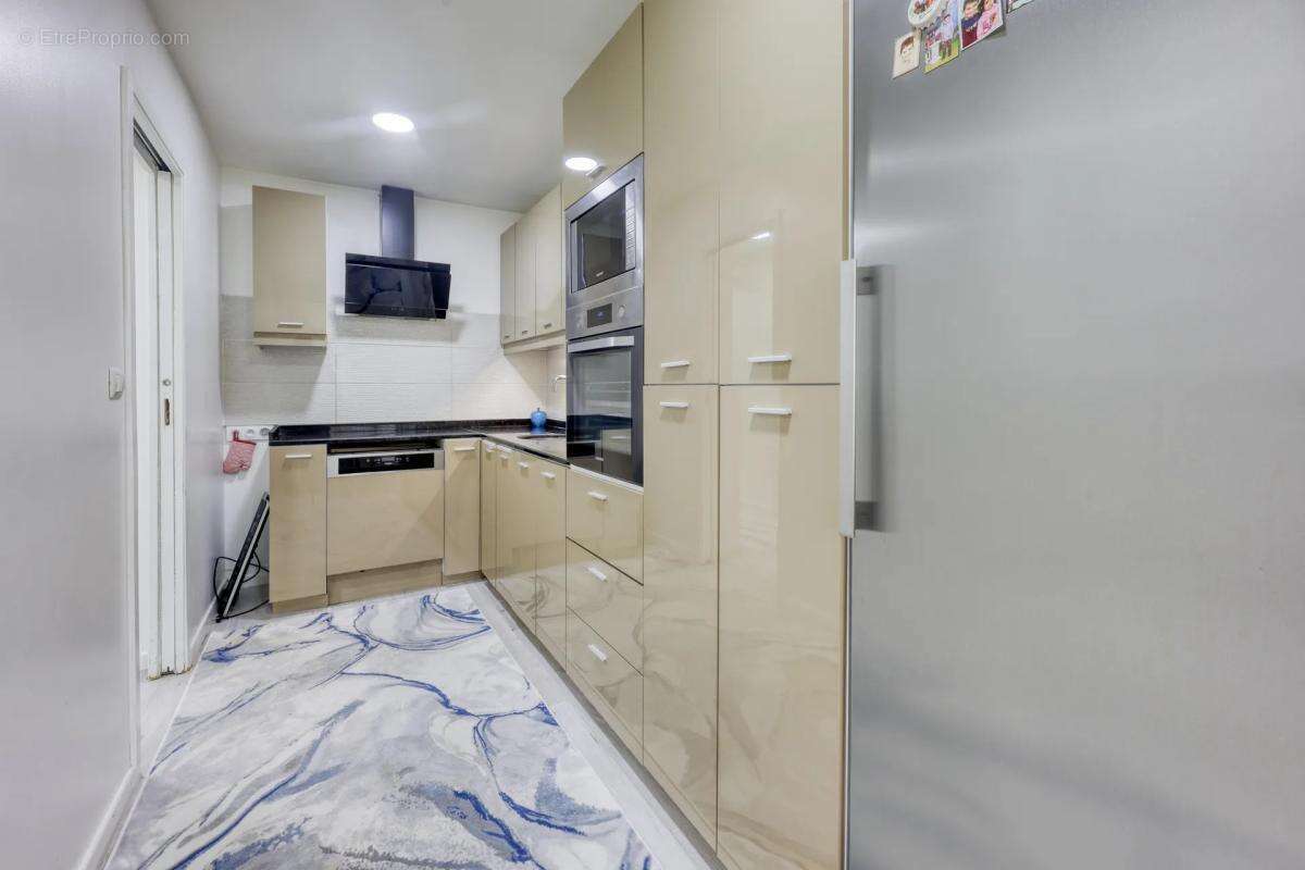 Appartement à MARSEILLE-13E
