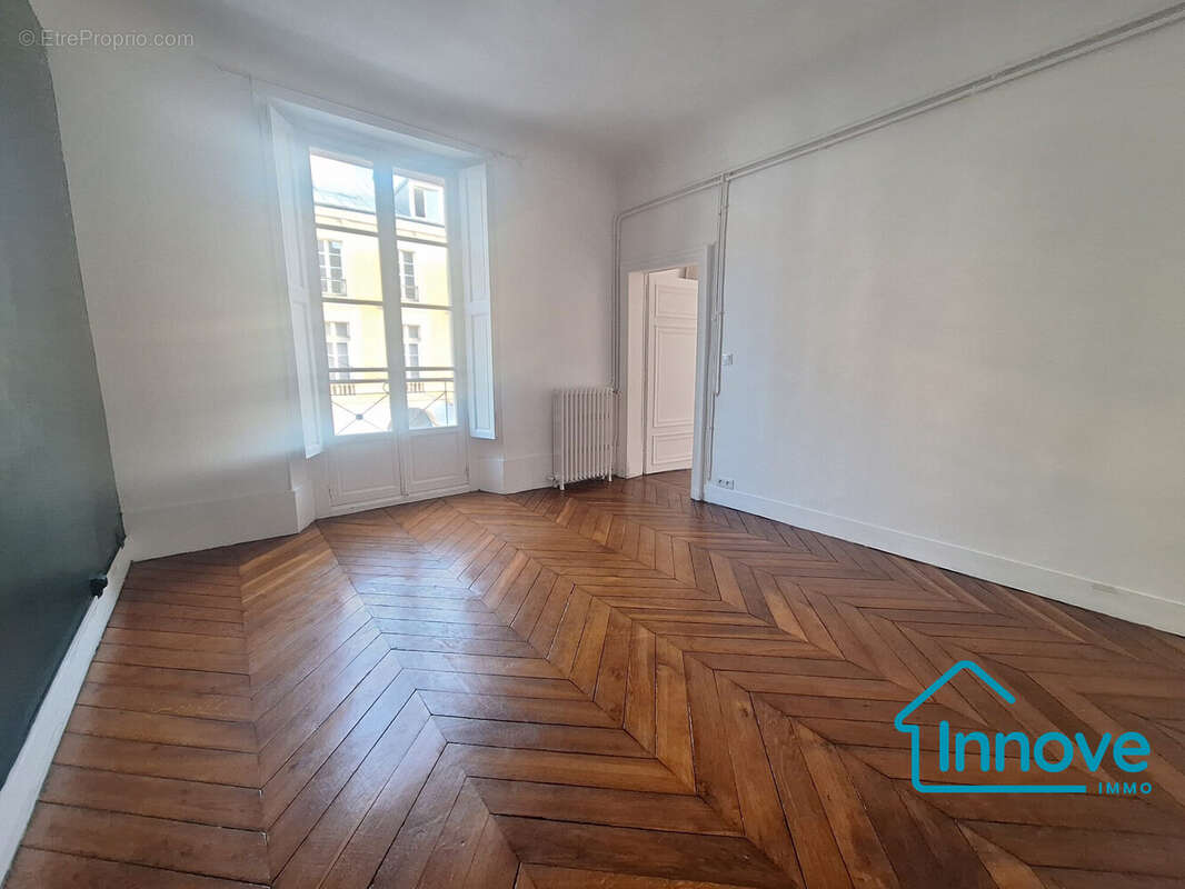 Appartement à VERSAILLES