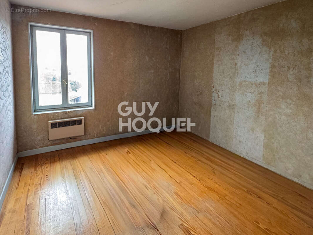 Appartement à PONT-EVEQUE