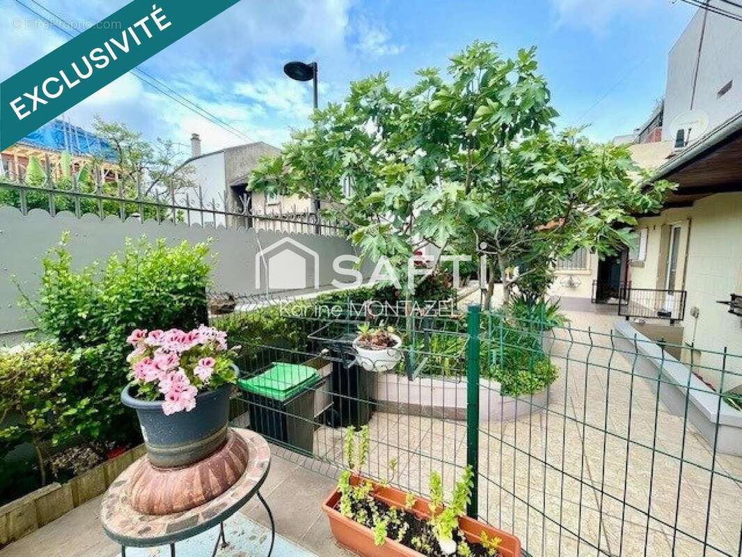 Photo 2 - Maison à IVRY-SUR-SEINE