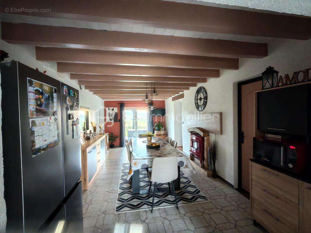 Maison à MONTREVEL-EN-BRESSE