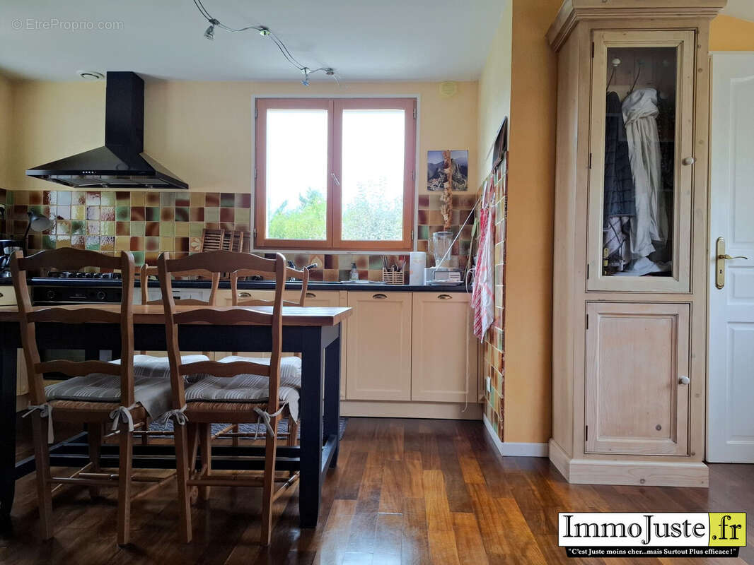 Maison 93 m² à Maintenon  - photo 5