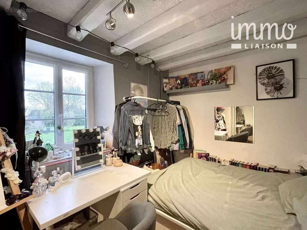 Maison à FLEURY-EN-BIERE