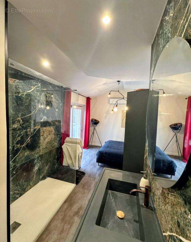 Maison à VILLENEUVE-LES-BEZIERS