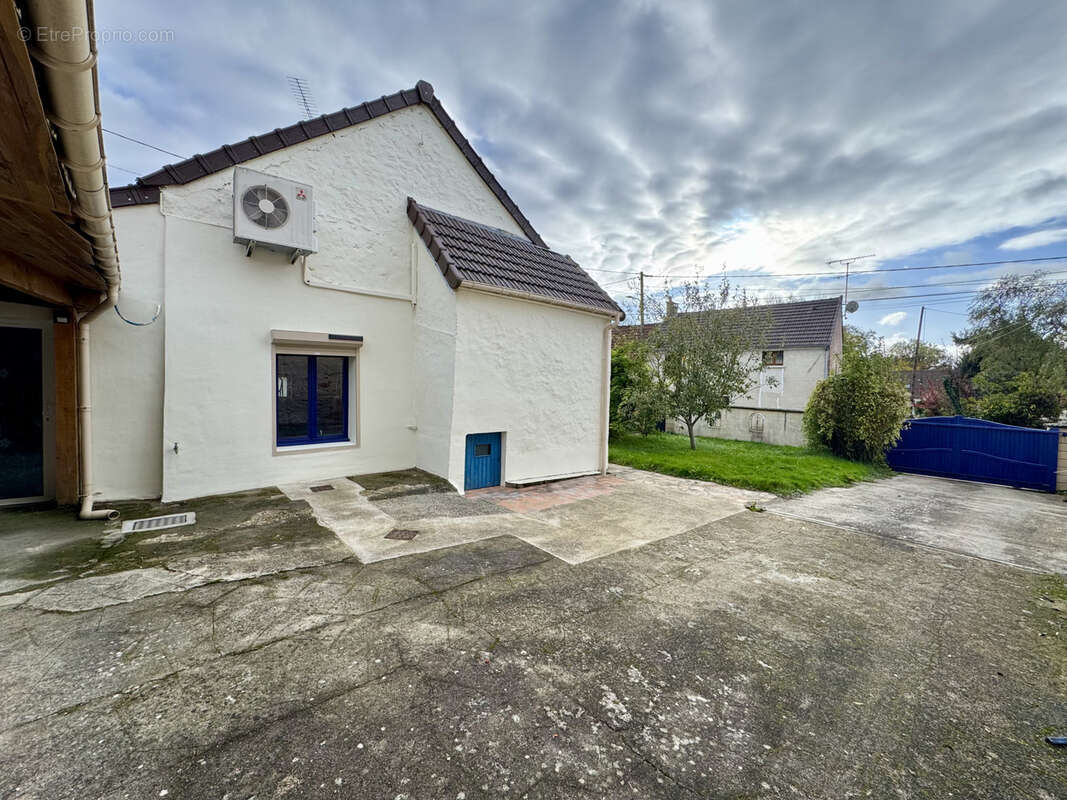 Maison à COULOMMIERS