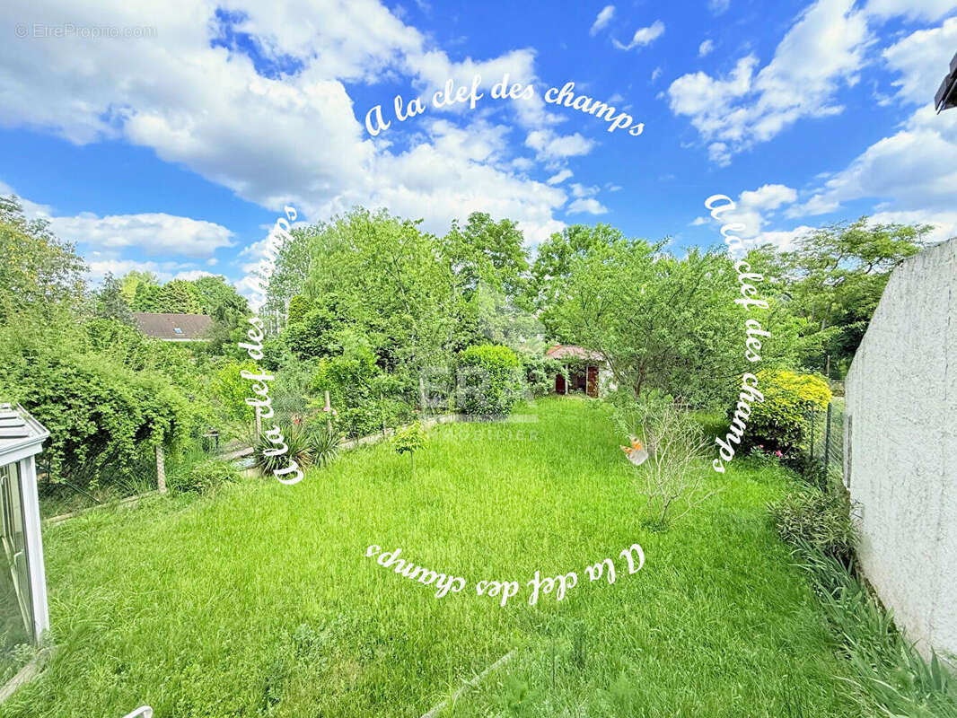 Maison à BURES-SUR-YVETTE