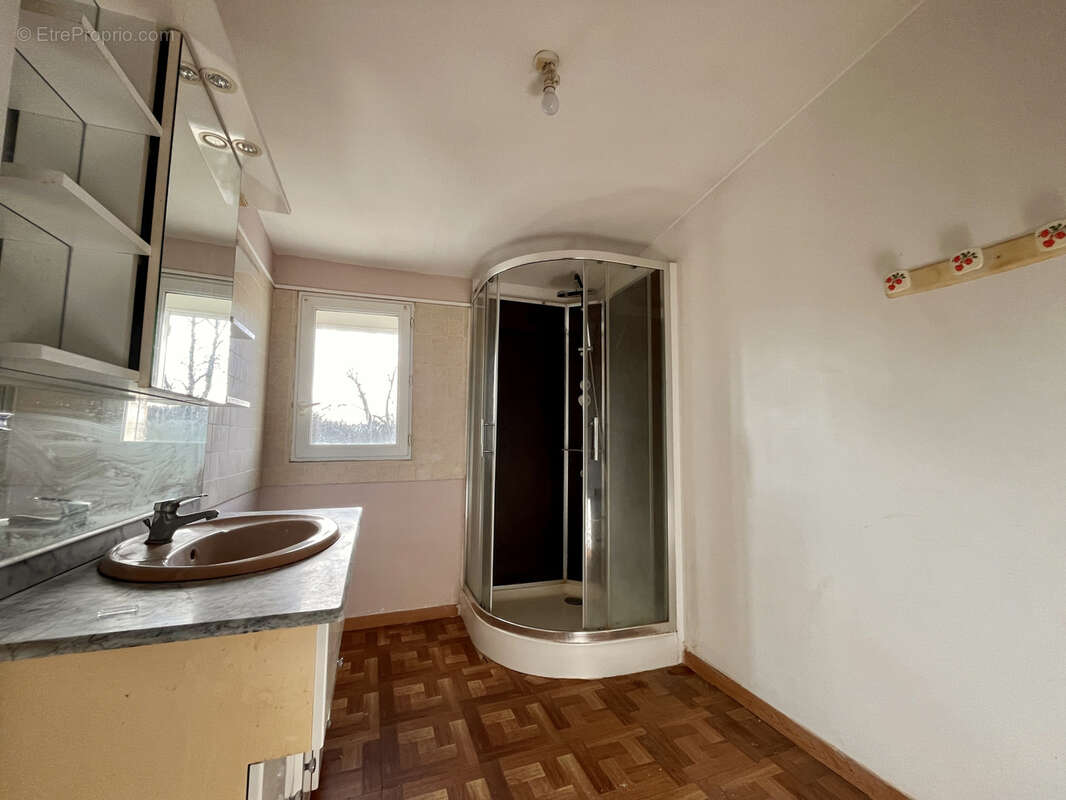 Maison à BOUGUENAIS