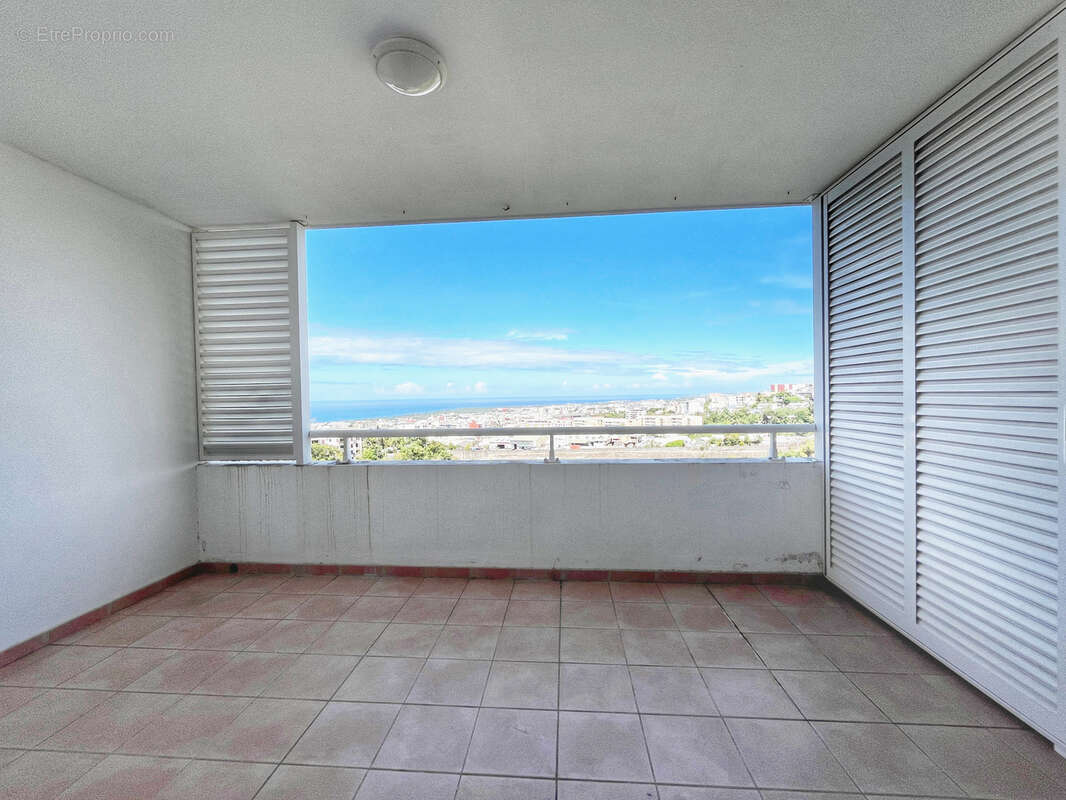 Appartement à SAINT-DENIS