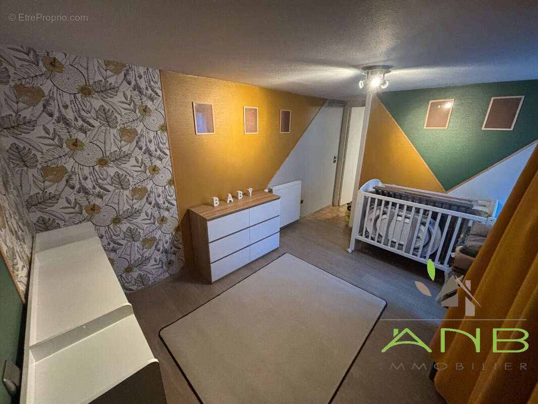 Maison 69 m² à Souffrignac  - photo 9