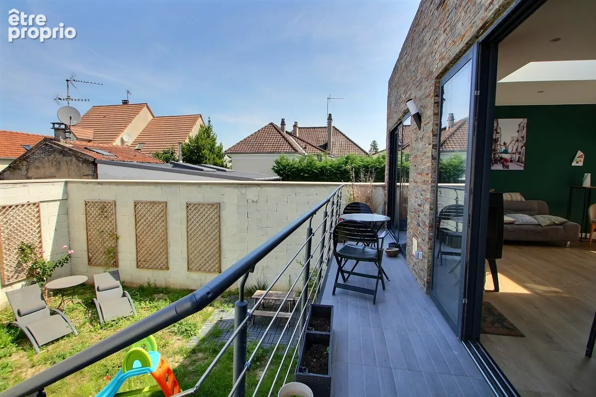 Maison de 5 pièces de 107m² avec jardin et parking - photo 11