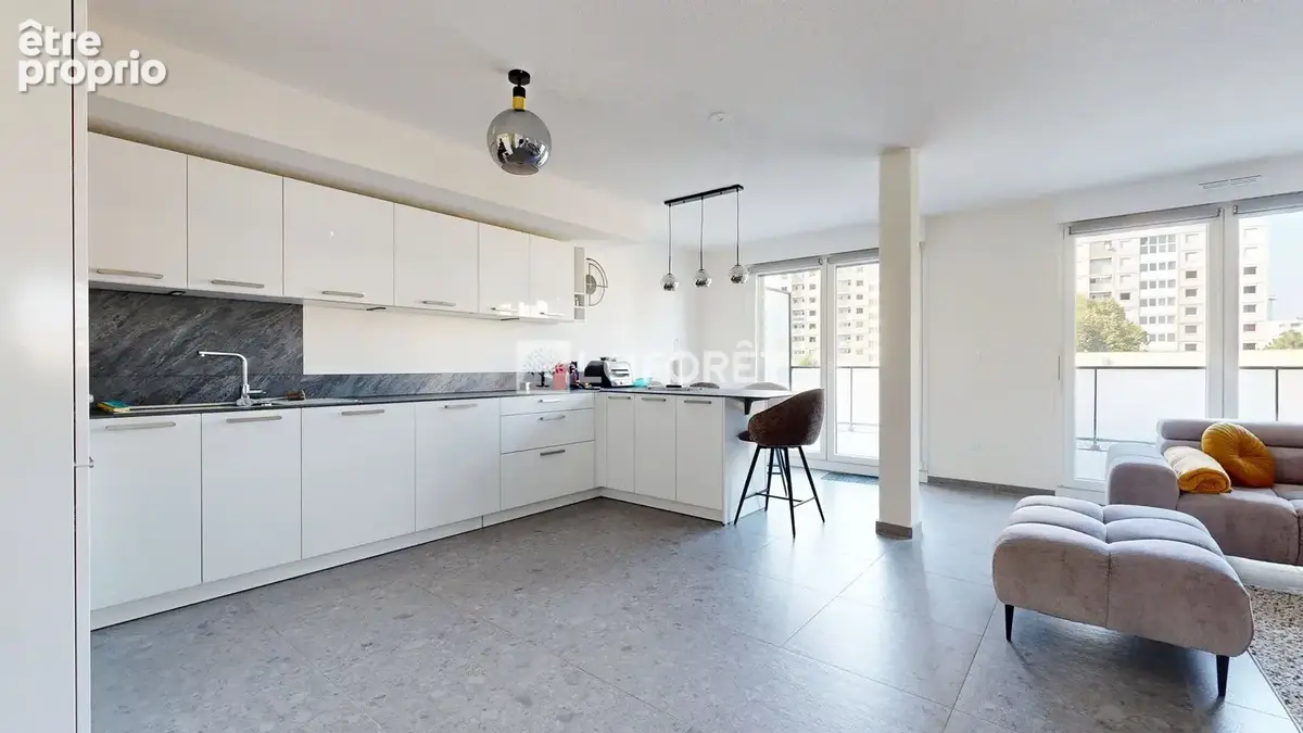 Appartement 5 pièces 96,46 m² TERRASSE / GARAGE / PARKING - photo 5