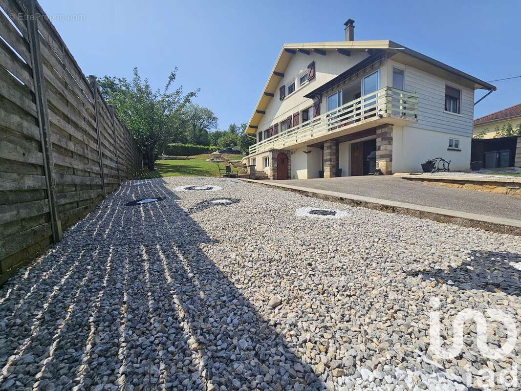 Photo 2 - Maison à JUSSEY