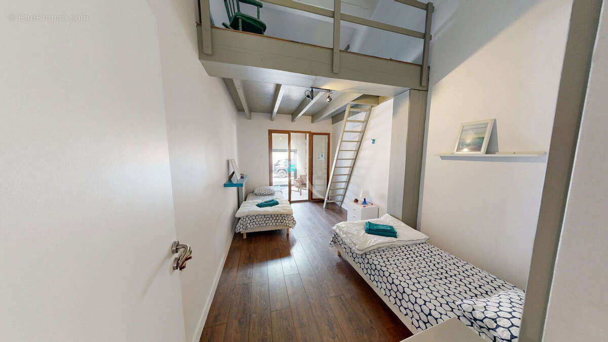 Superbe batisse  type loft de  214m²  et son appartement indépendant à 10km de Narbonne - photo 12