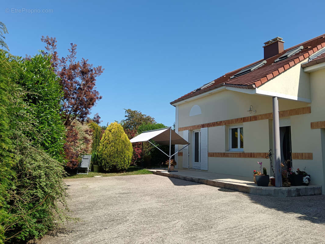 Maison d'architecte de 150m2 à VITTEL - photo 11