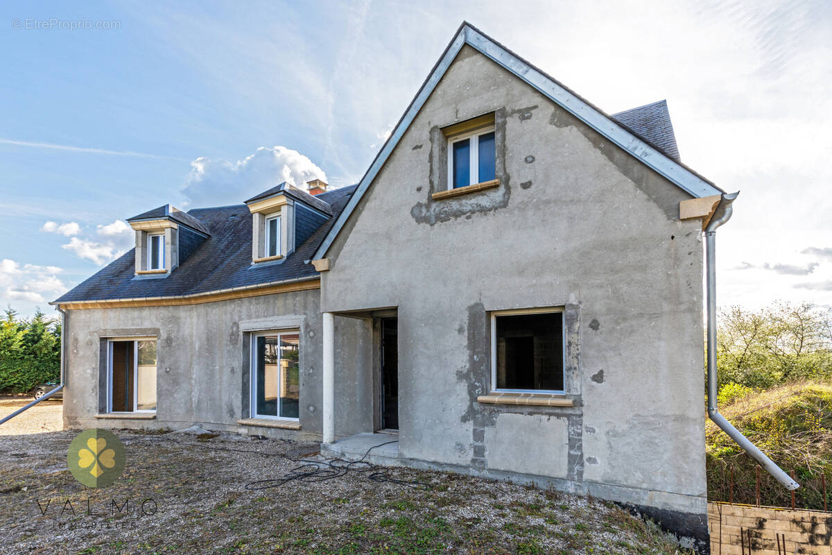 Maison à BUEIL