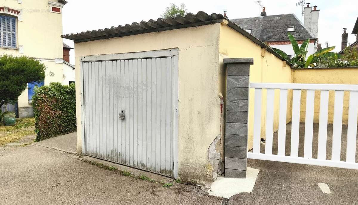Maison à LE HOULME