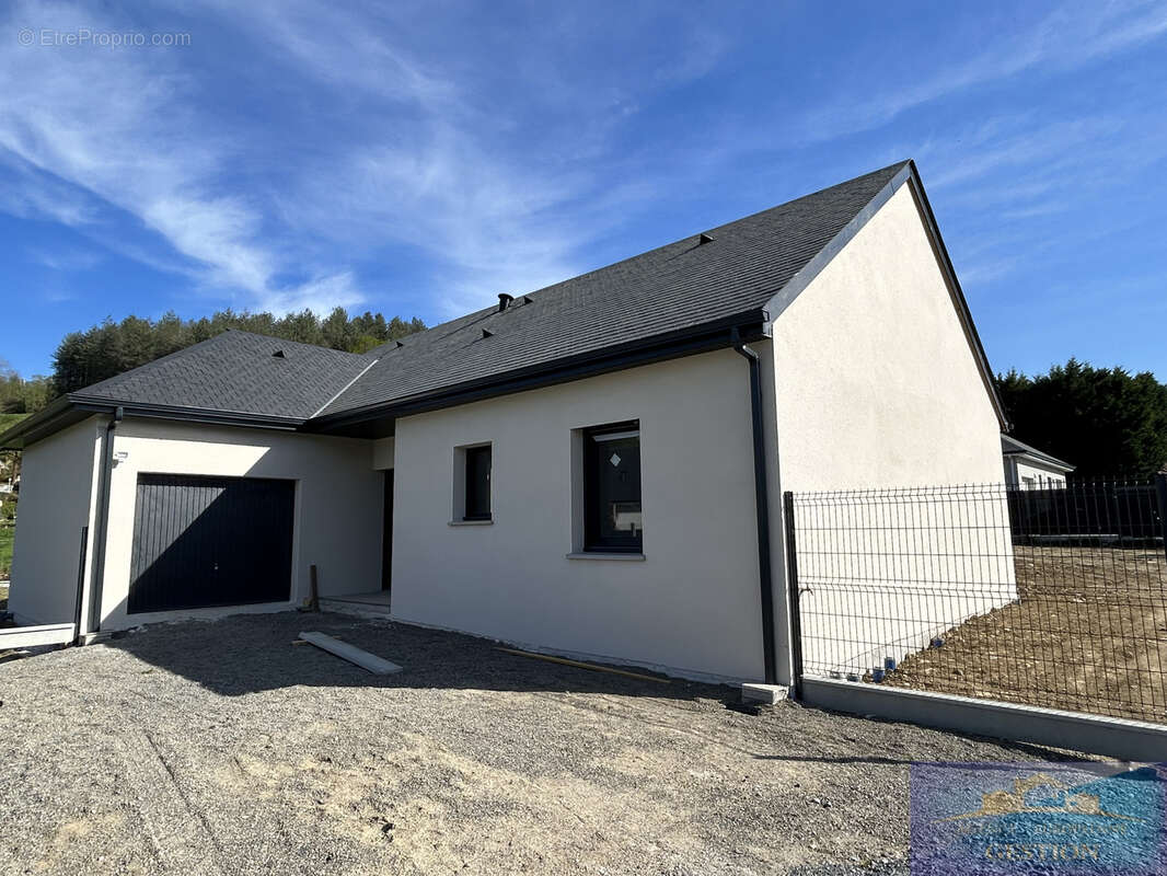 Maison à ADE