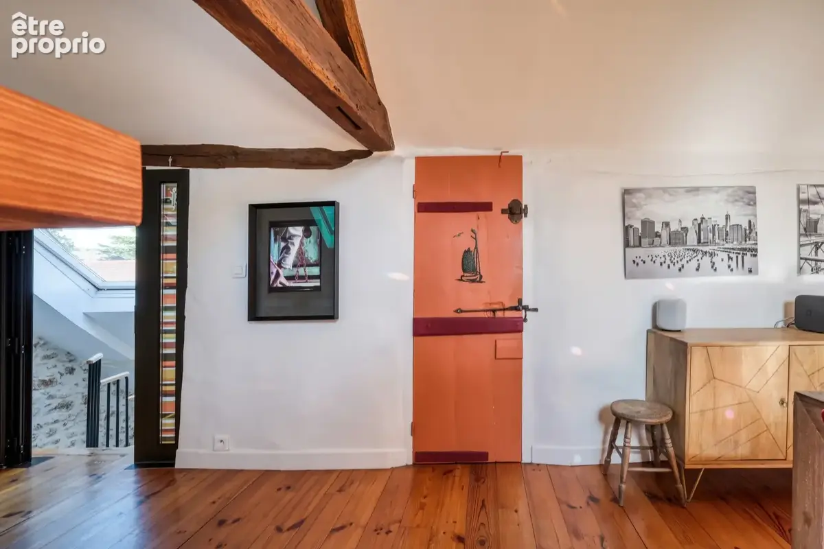 Tres bel appartement atypique - 70.15m2 / 100m2 au sol - jardin de 250m2 - le charme de l’ancien. - photo 10