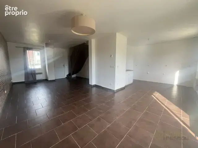 Maison 4 pièces 77 m² à vendre à Gournay-En-Bray (76220) - photo 2