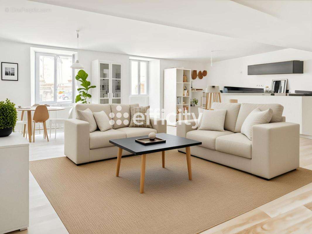 Appartement à SAINT-JEAN-D'ANGELY