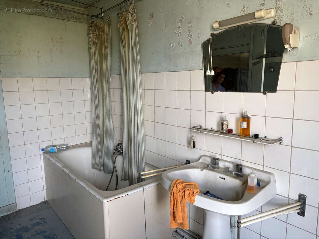 Appartement à SAINT-YRIEIX-LA-PERCHE