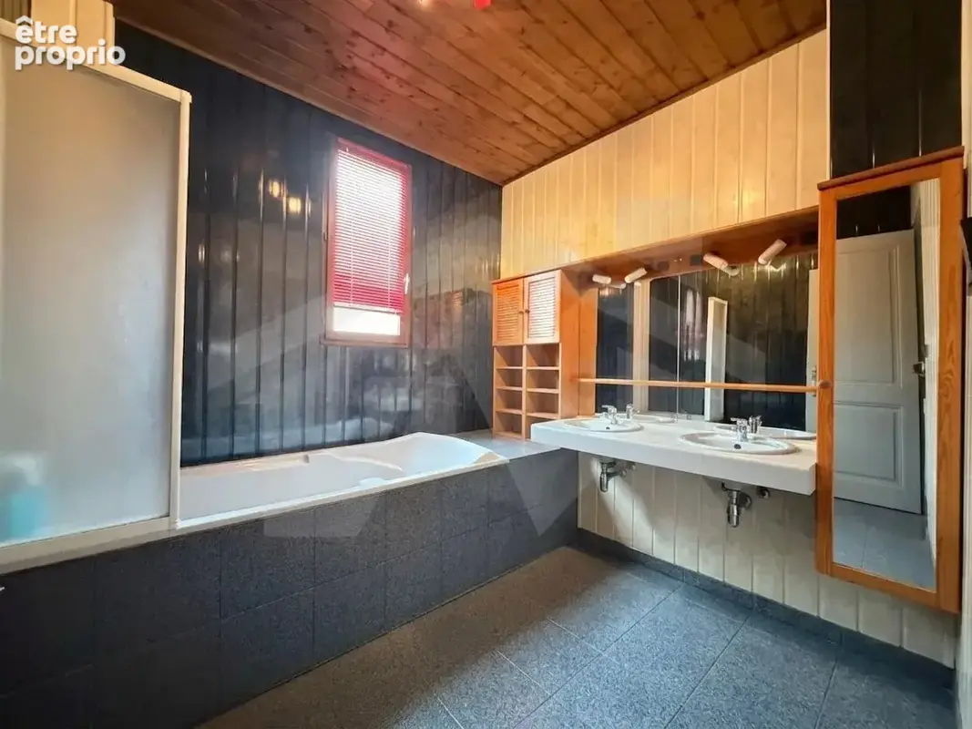 Maison de 152m2 avec garage de 162m2 - photo 9