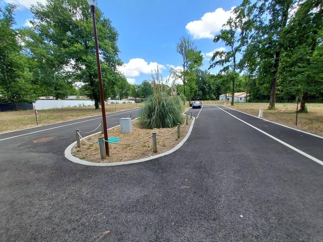 Terrain à LA TREMBLADE