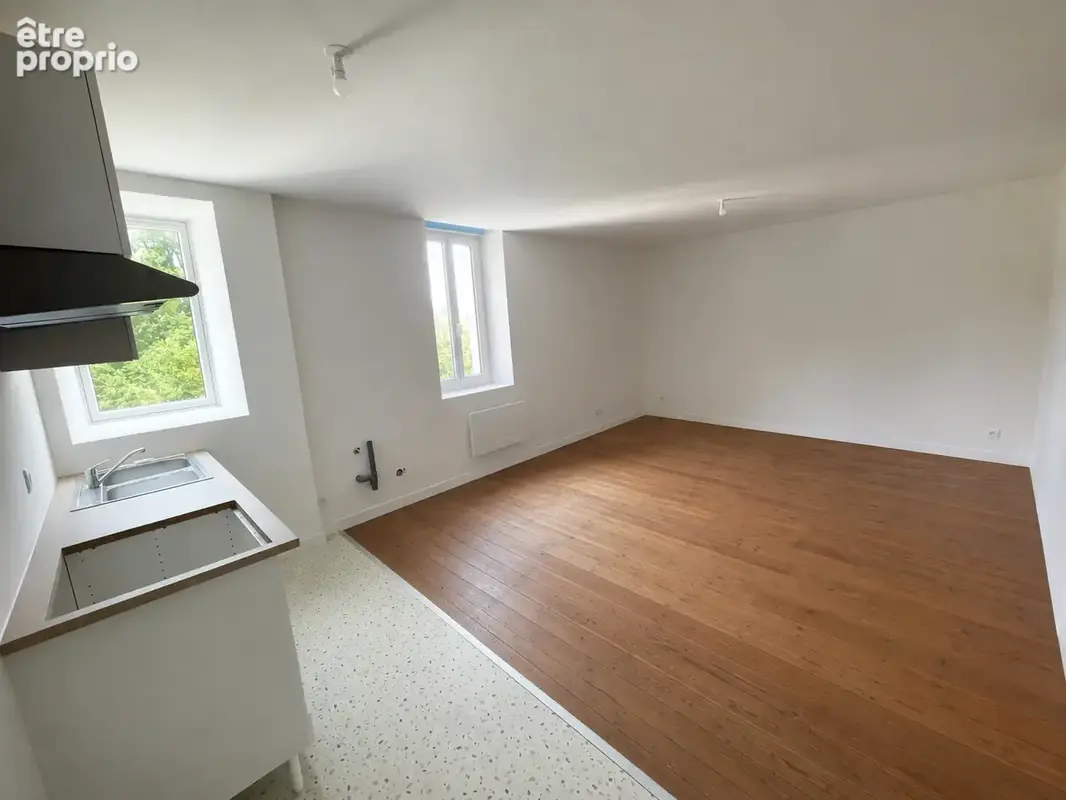 Appartement à SEGRE