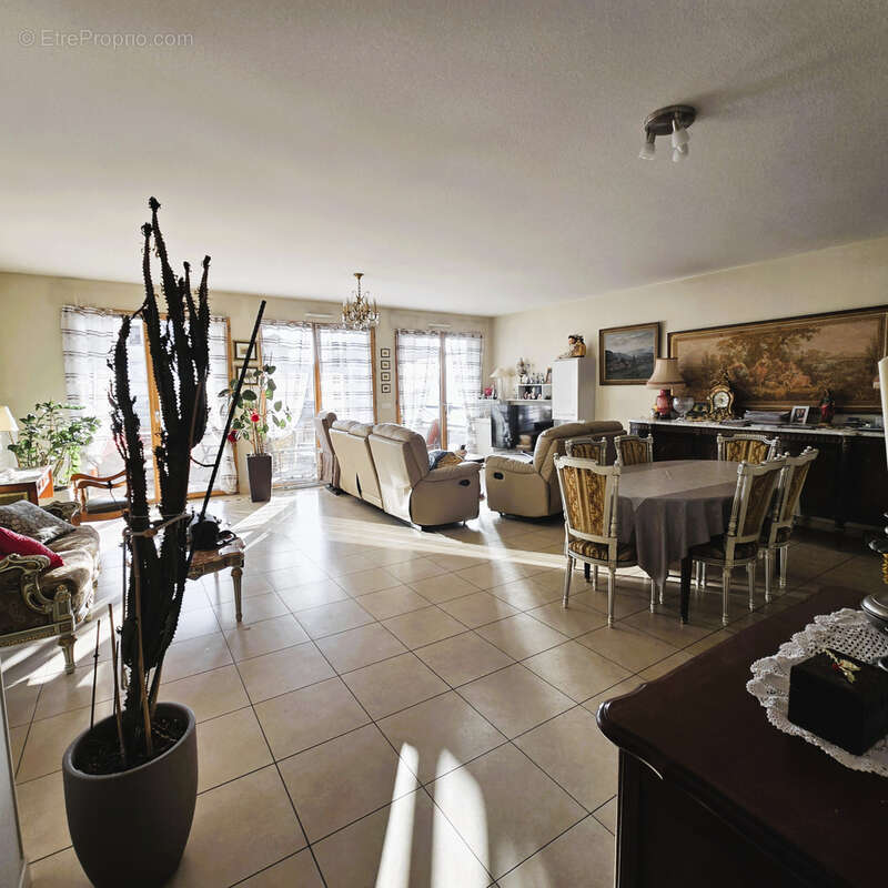 Appartement à VILLEFRANCHE-SUR-SAONE