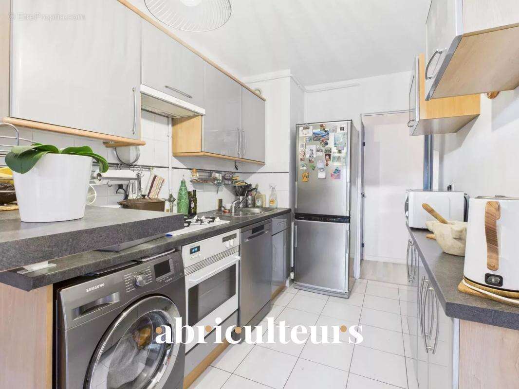 Appartement à MARSEILLE-8E