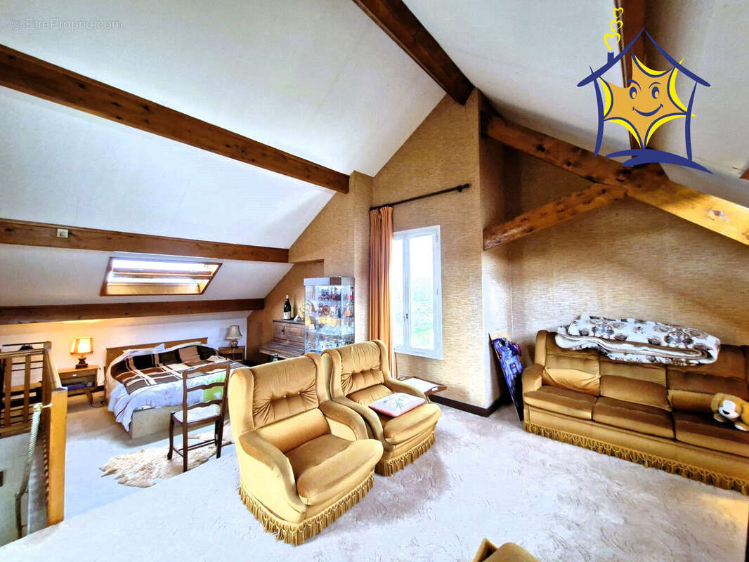 Maison à VIRY-CHATILLON