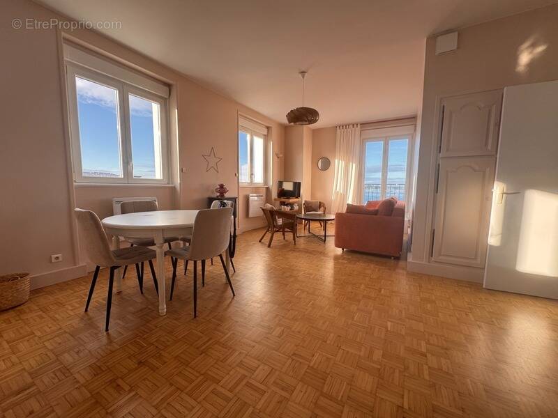 Appartement à LOCTUDY
