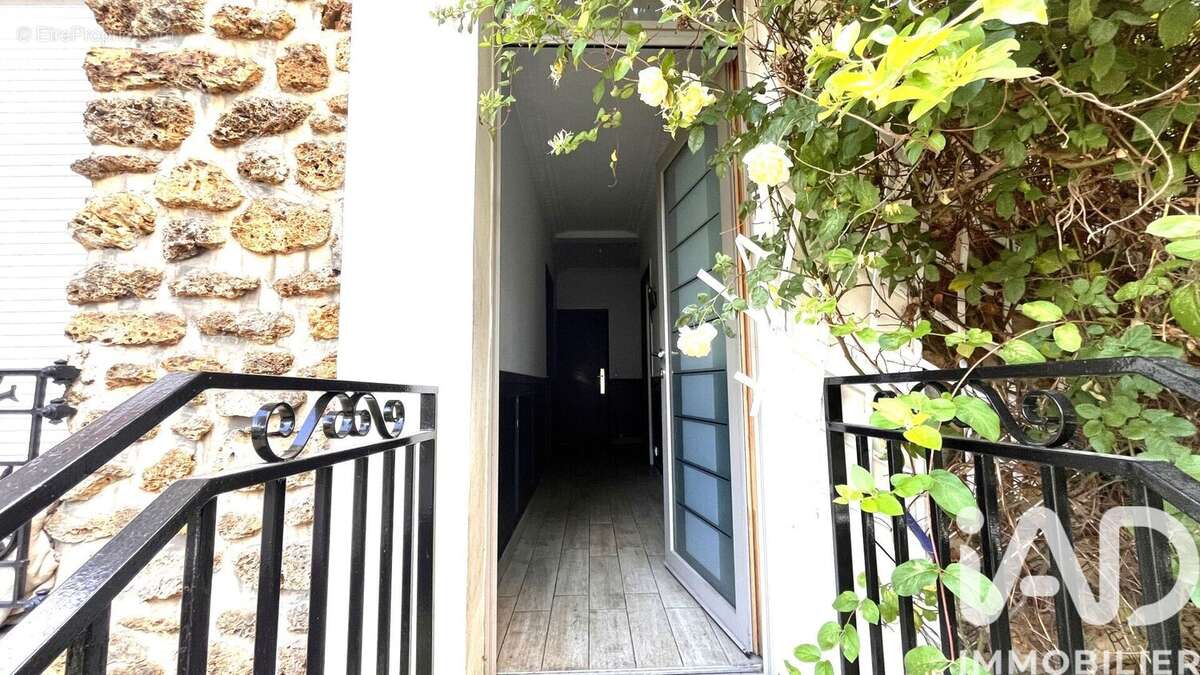 Photo 2 - Maison à CHOISY-LE-ROI