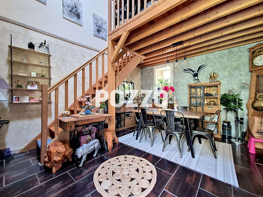 A VENDRE Maison Colombiers -sur-seulles 124 m2 - photo 5