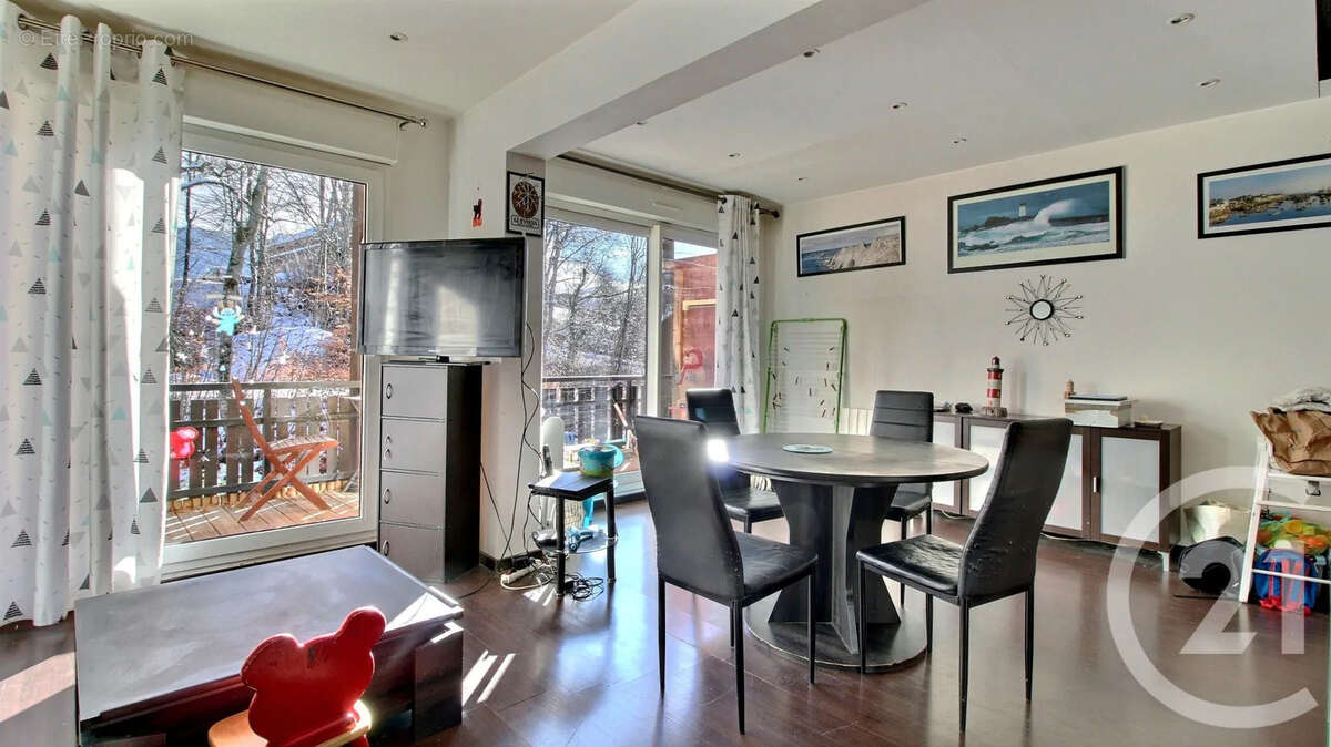 Appartement à SAINT-PAUL-EN-CHABLAIS