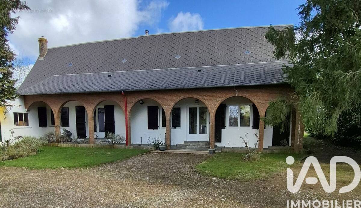 Photo 1 - Maison à REALCAMP