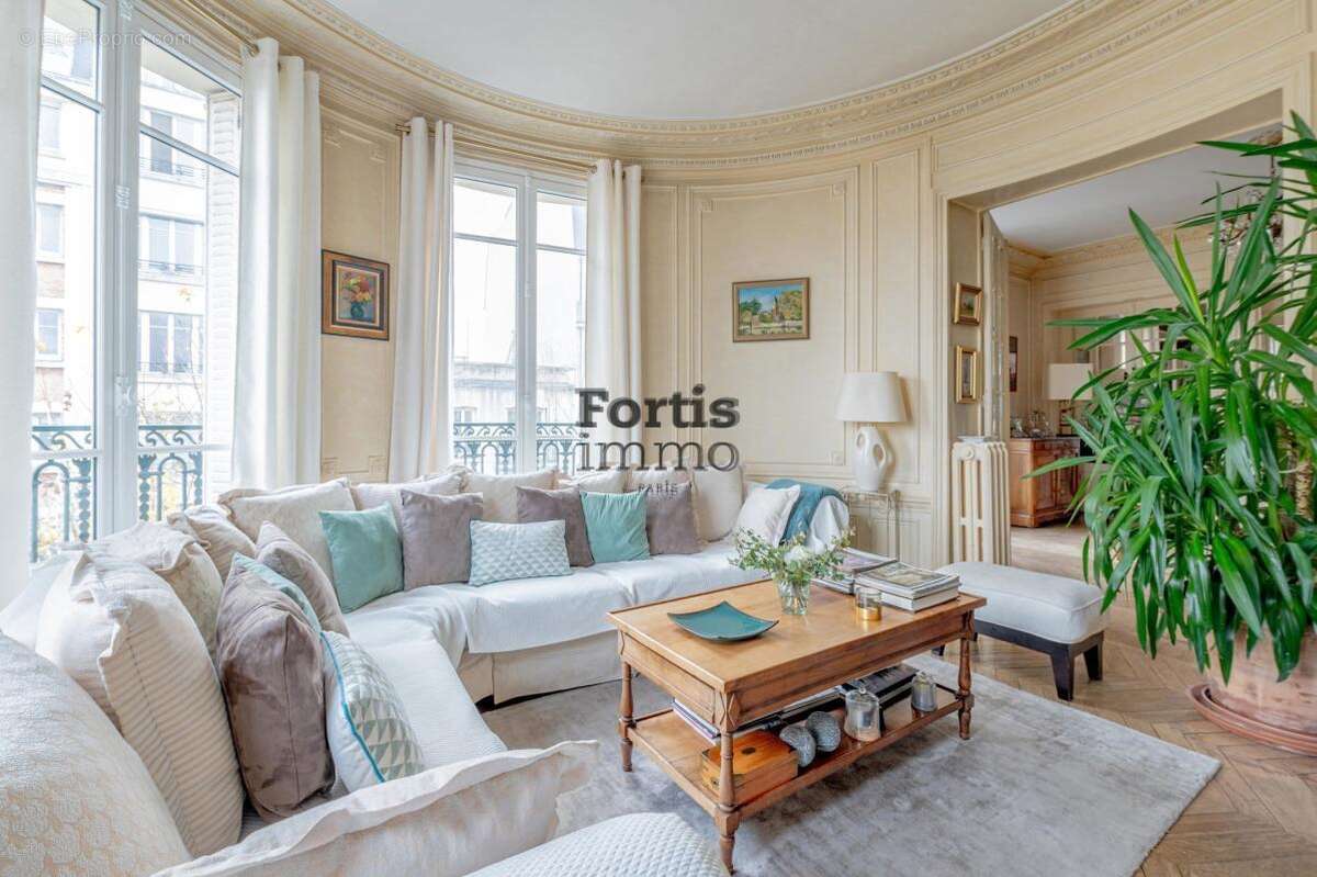 Appartement à LE RAINCY