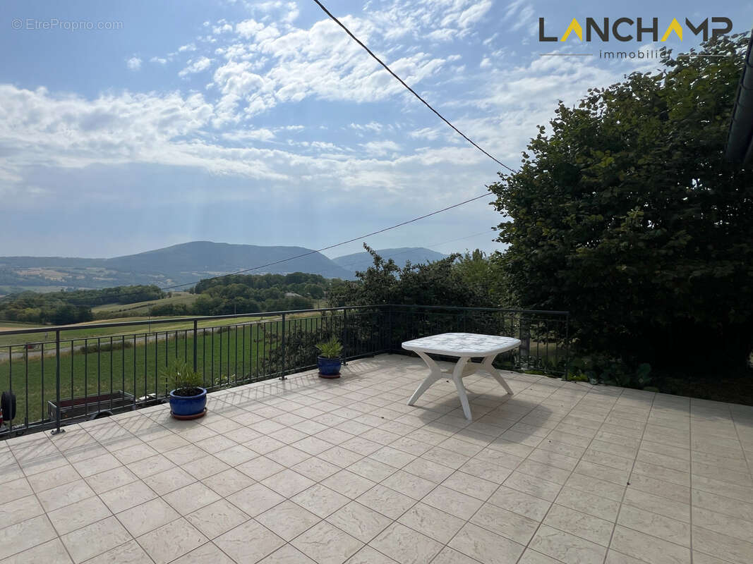 Jolie villa sur grand sous-sol - photo 4