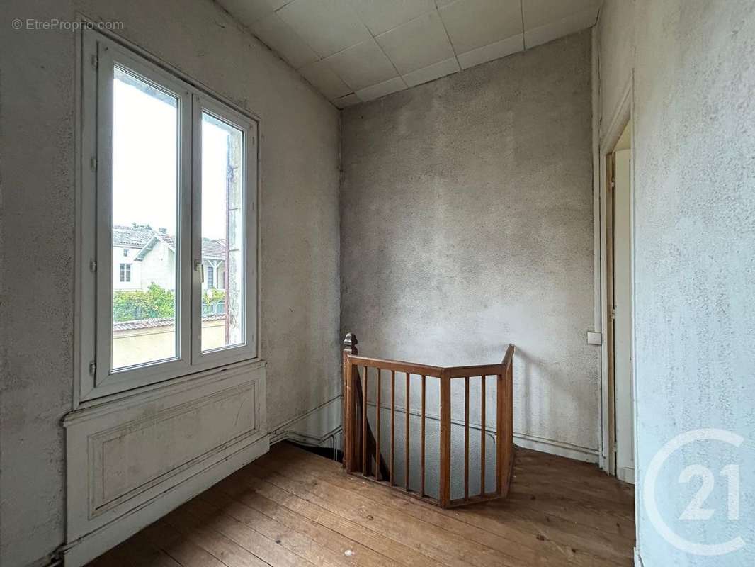 Maison à SAINT-ANDRE-DE-CUBZAC