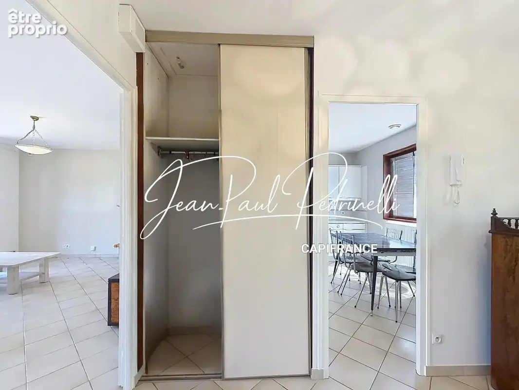 CALUIRE-ET-CUIRE – Cœur Vassieux – Villa 101 m² habitables + 115 m² Hors Carrez (double garage et annexe) – Terrain plat 770 M²  - photo 44