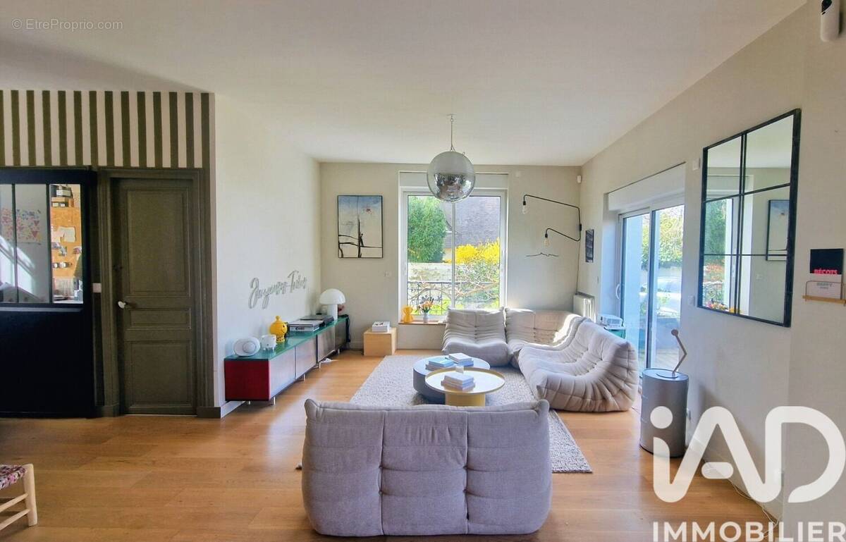 Photo 1 - Maison à MAISONS-LAFFITTE
