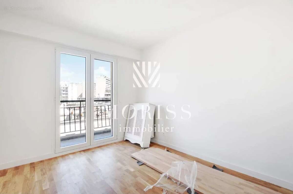 Appartement à LEVALLOIS-PERRET