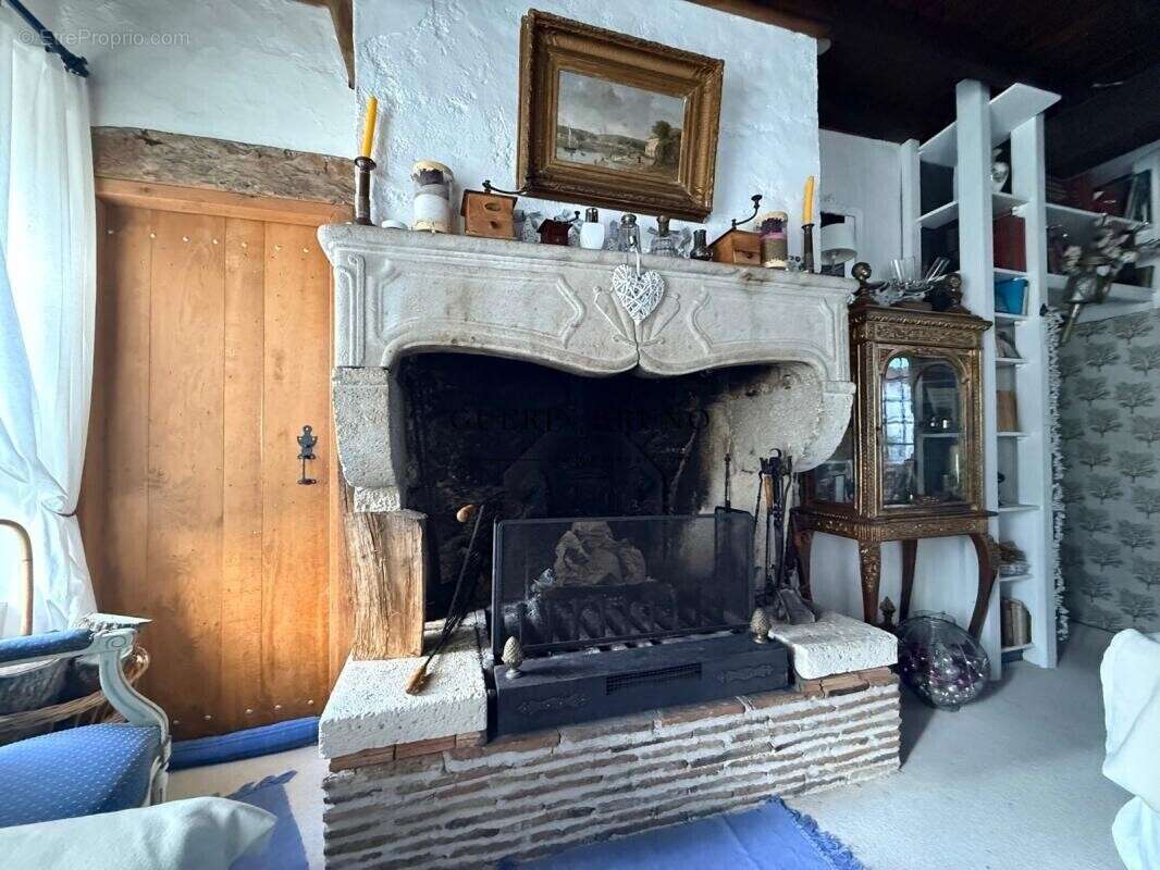 Maison à SAINT-MEARD-DE-GURCON